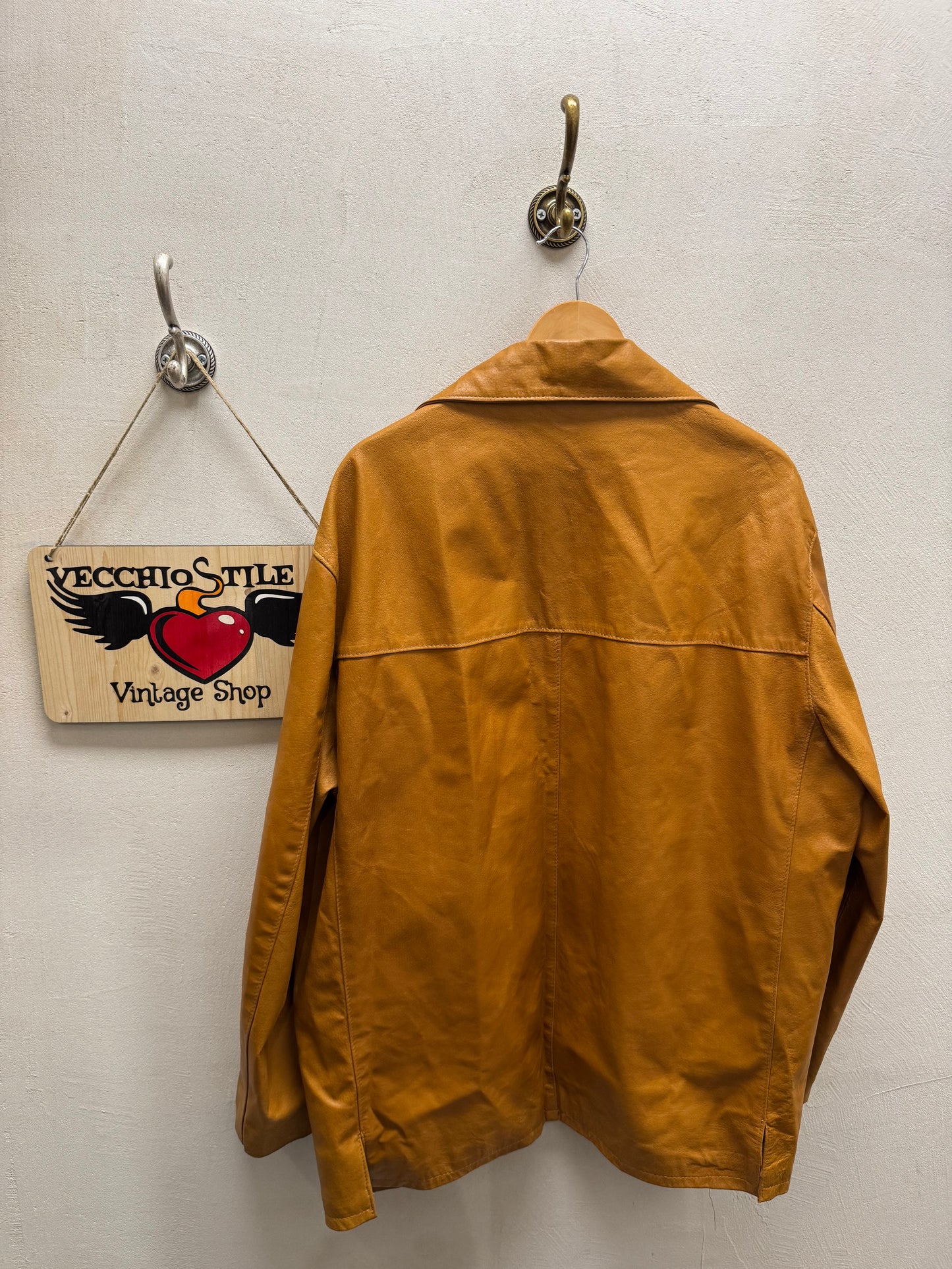 REAL LEATHER