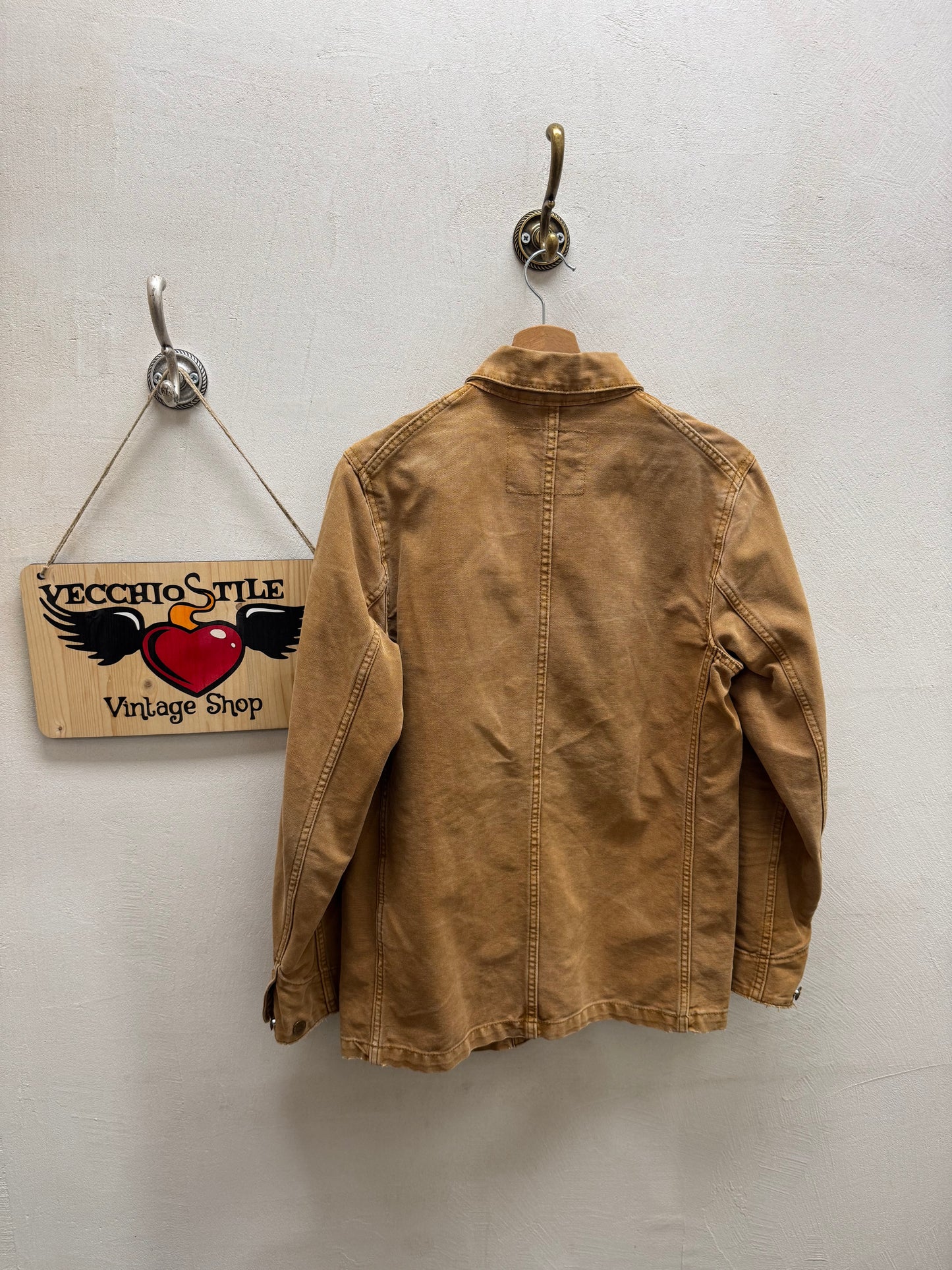 LEVI’S WORKER