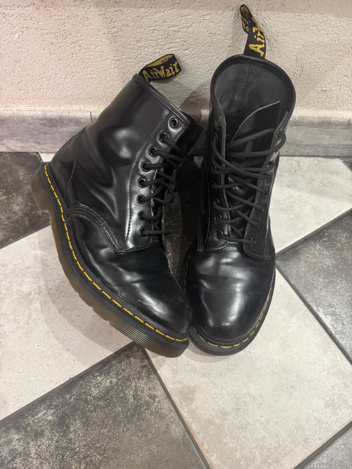 DR MARTENS 11822