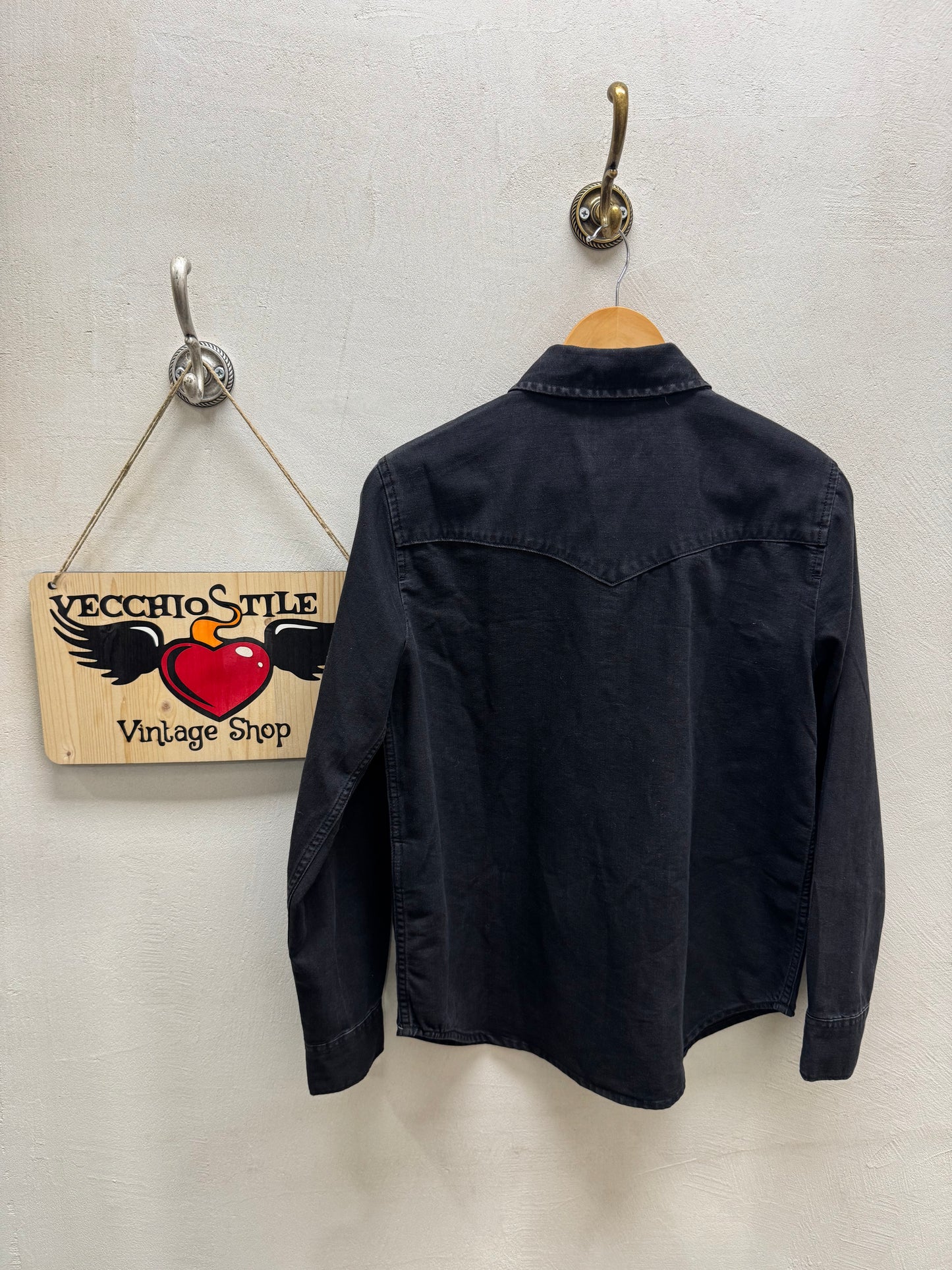 LEVI’S