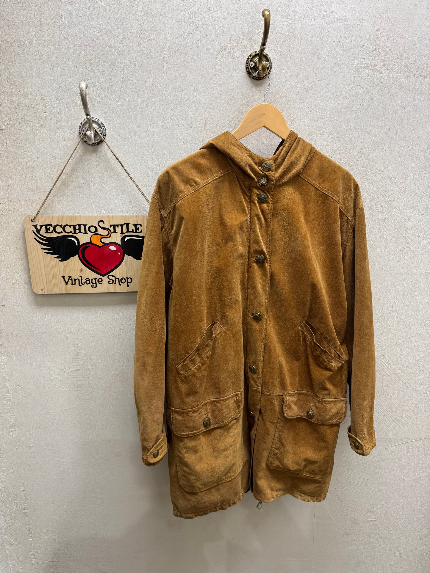 REAL LEATHER