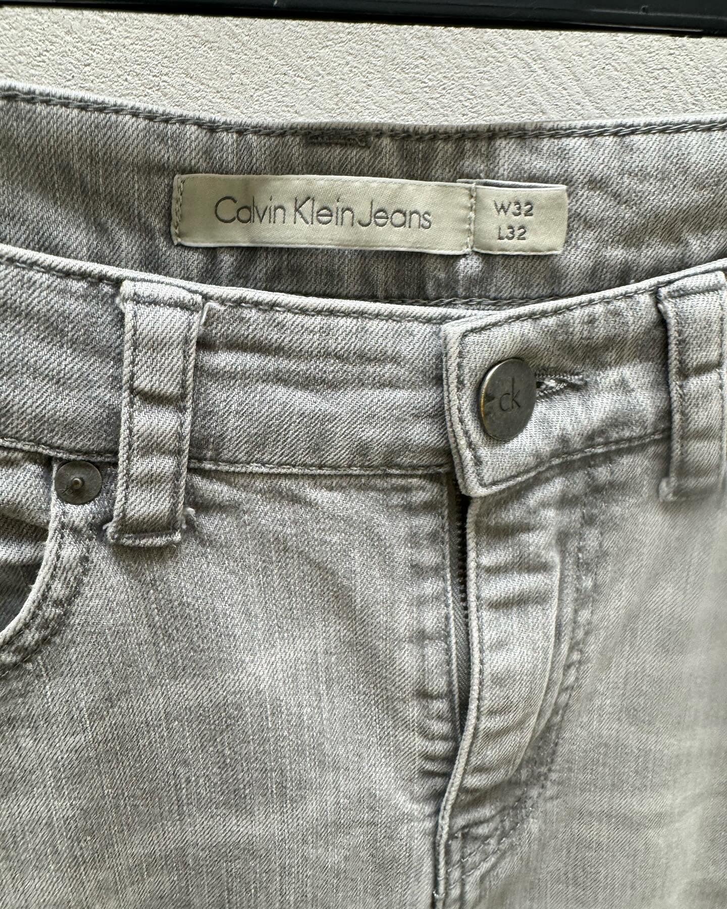 CALVIN KLEIN