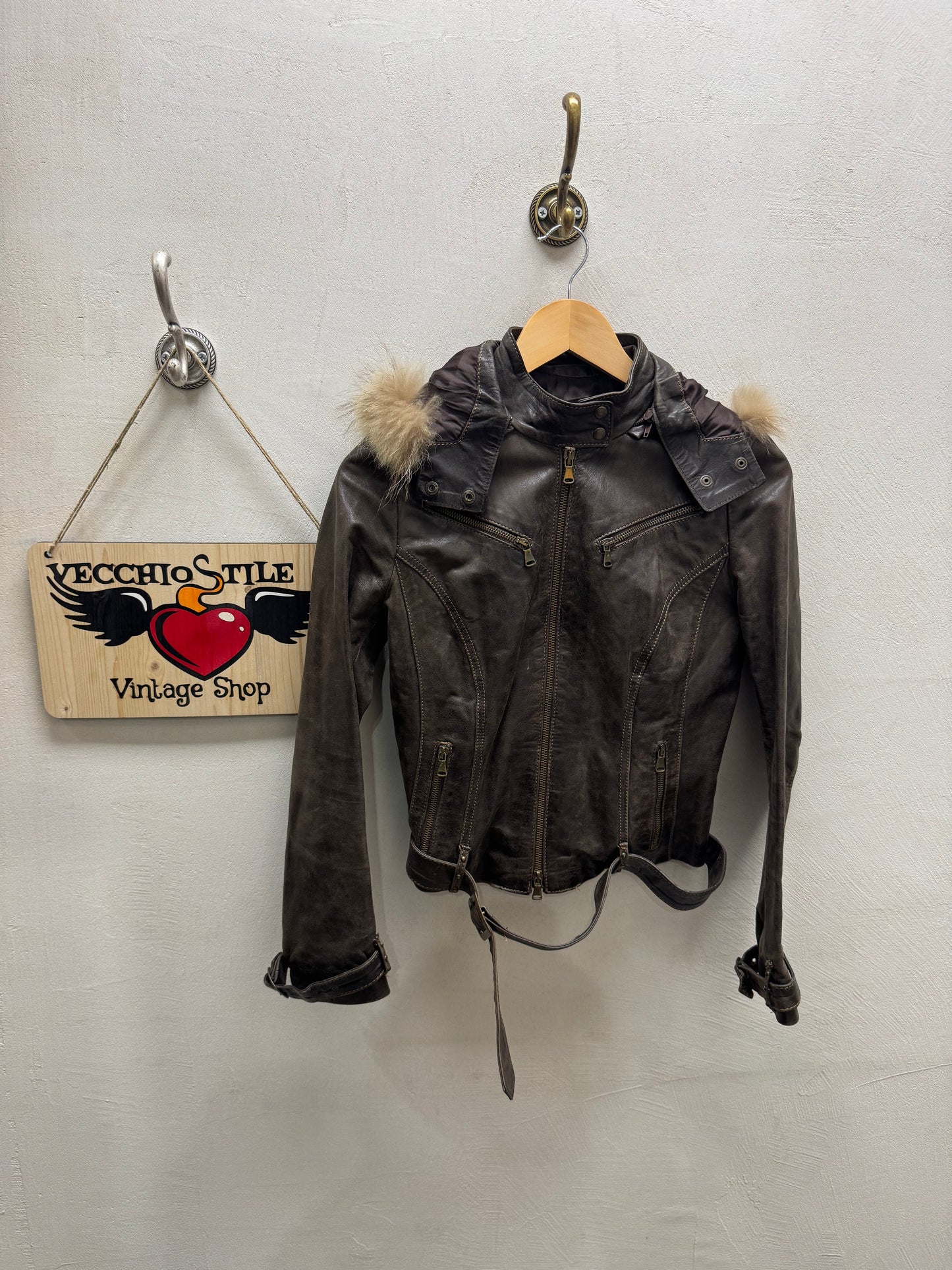 REAL LEATHER
