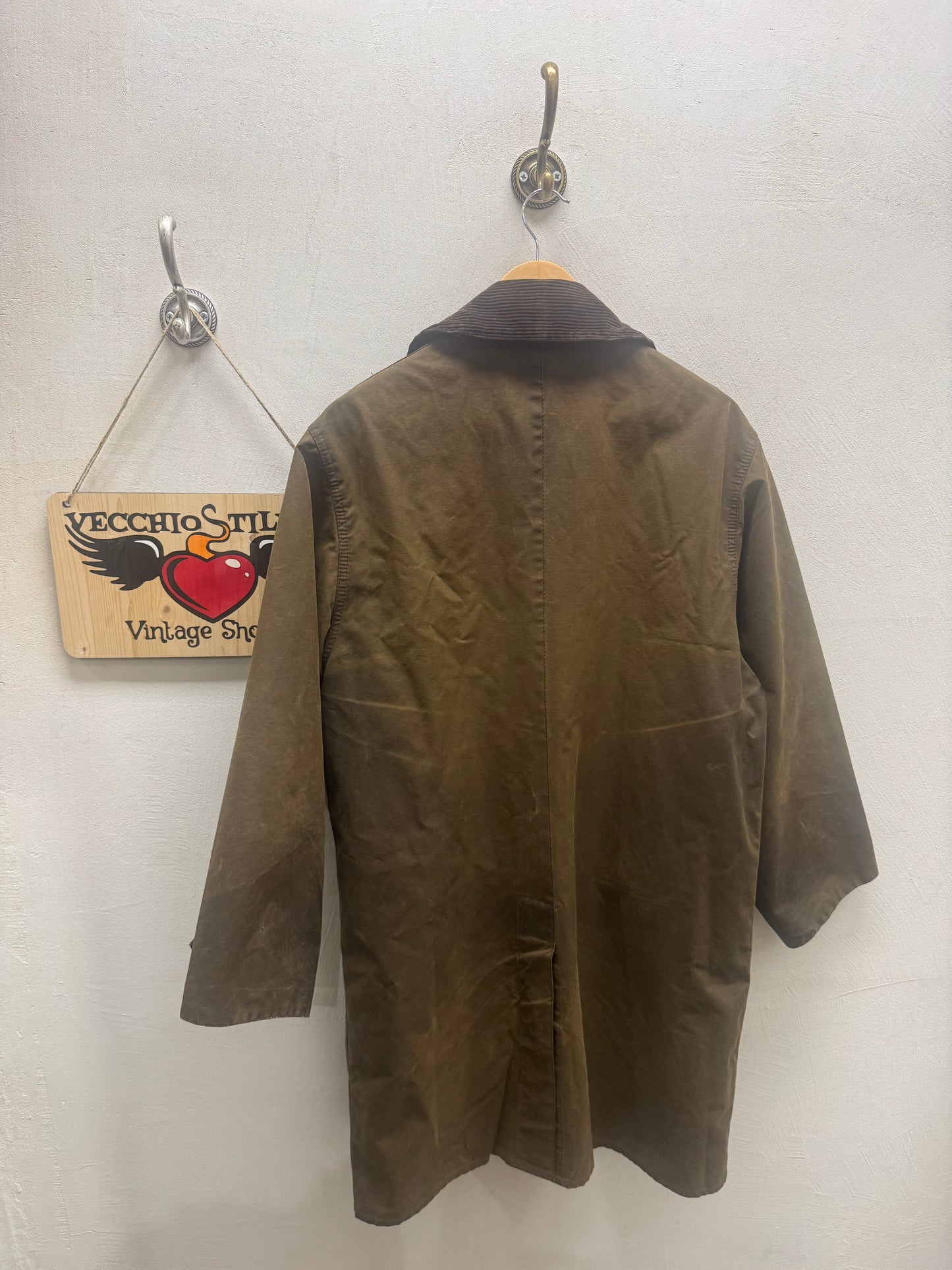 BARBOUR TRENCHCOAT
