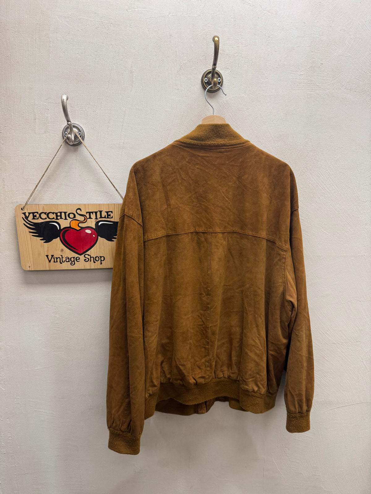 REAL LEATHER
