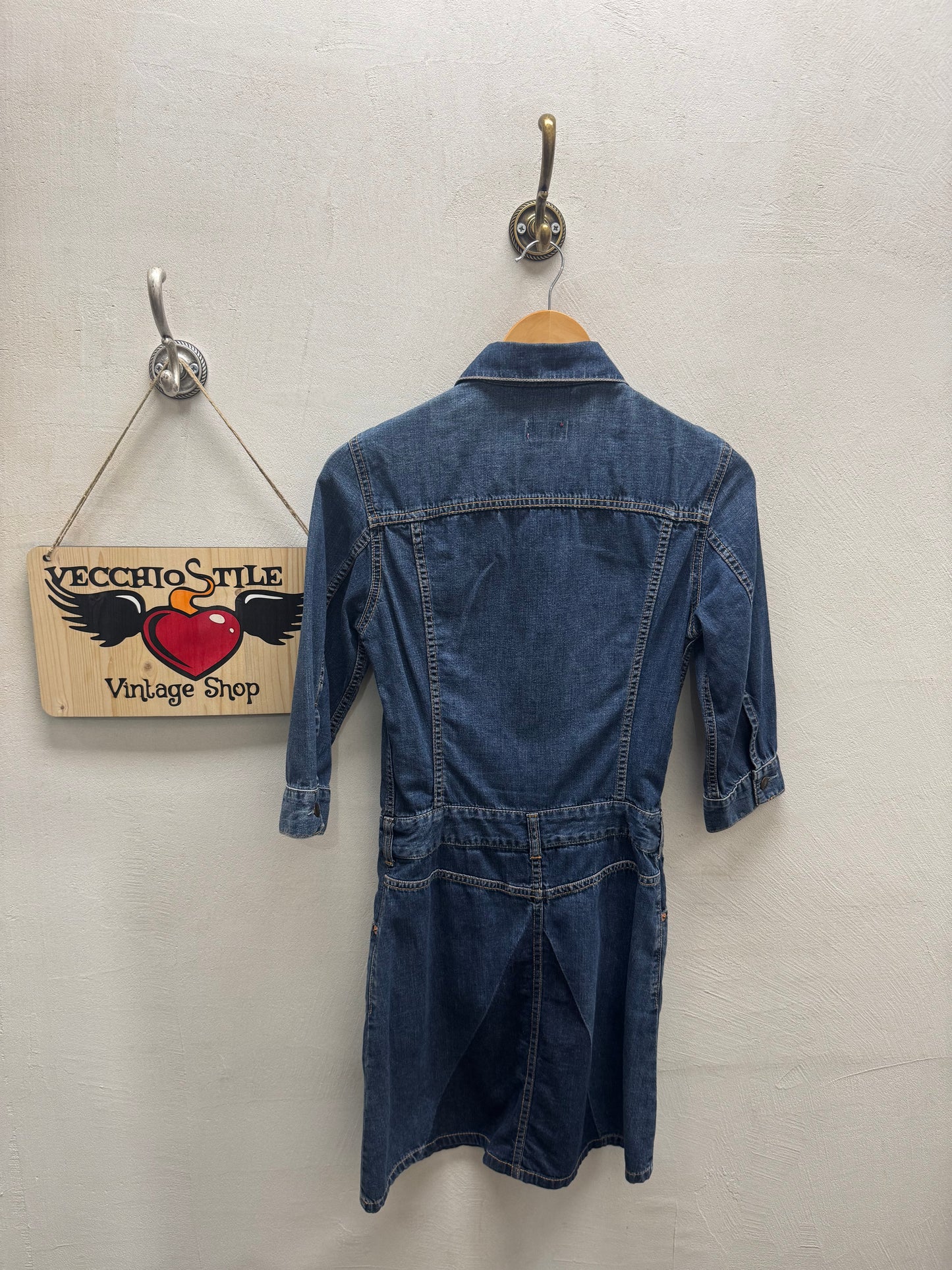 LEVI’S RED TAB