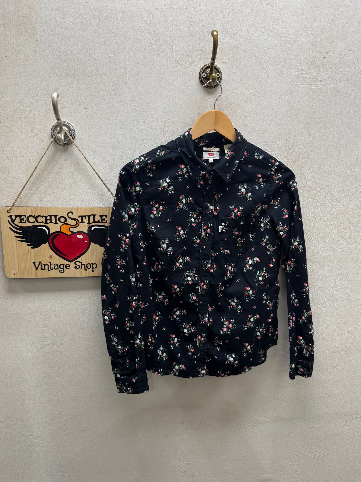 LEVI’S