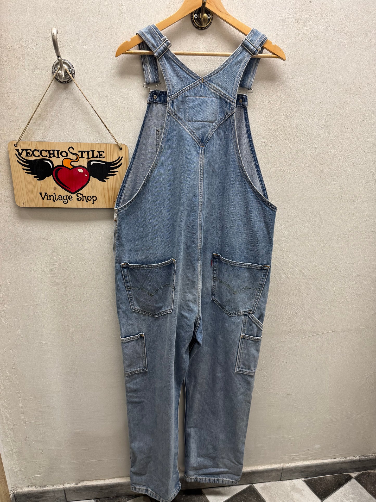 LEVI’S BIB OVERALL
