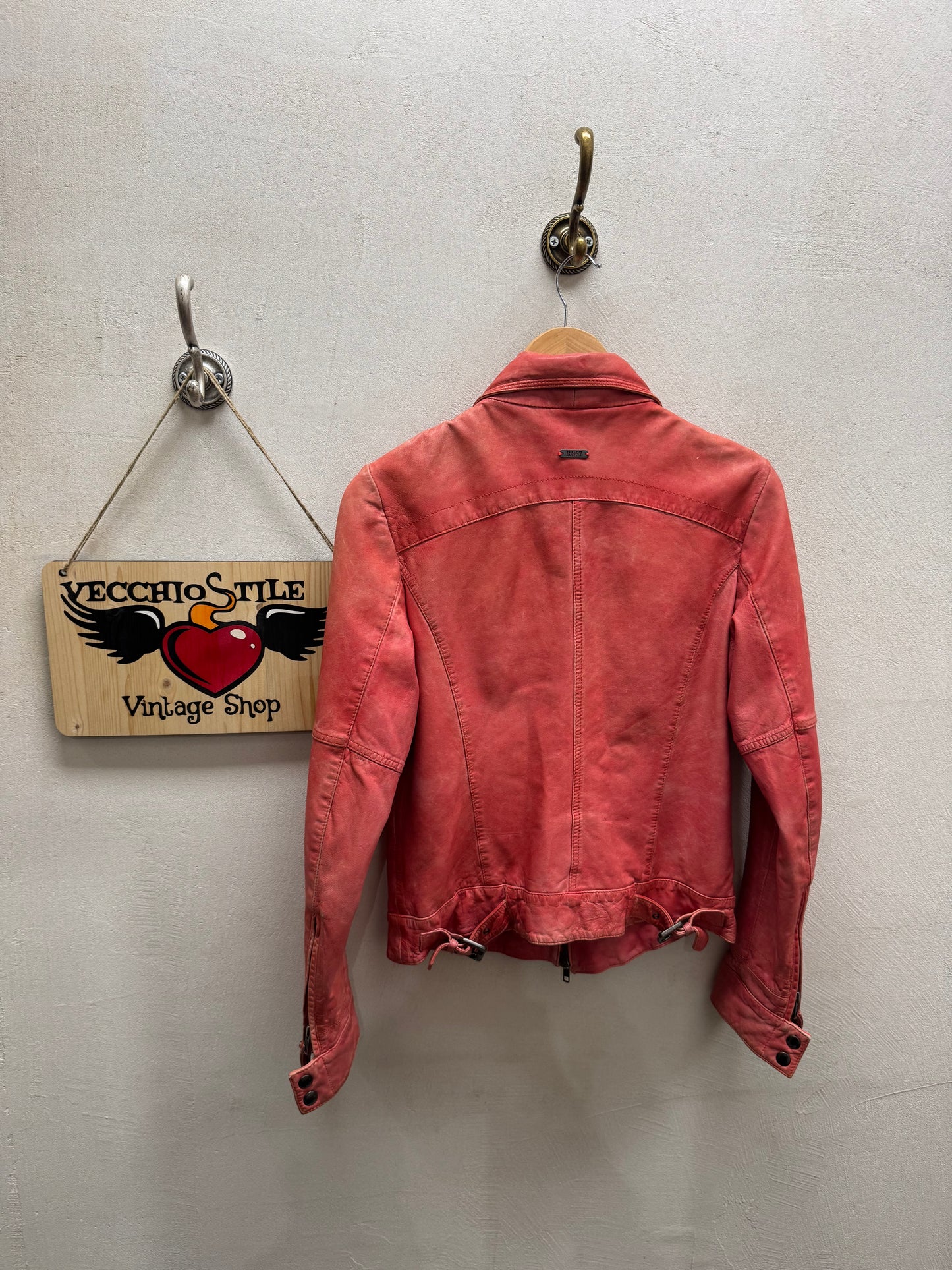 REAL LEATHER