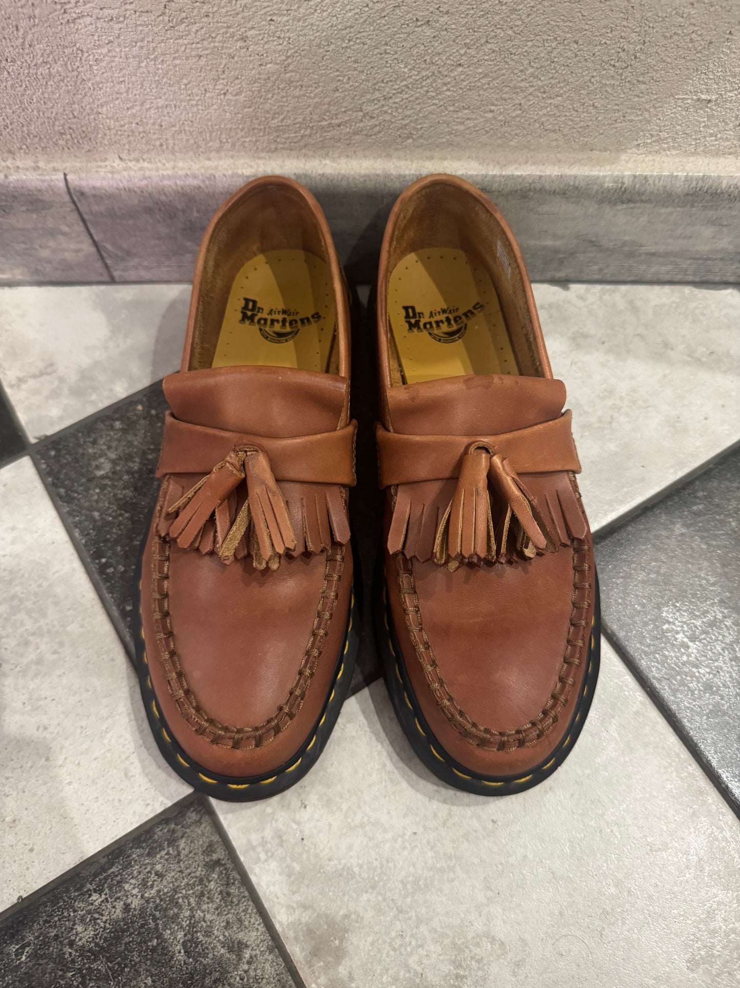 DR MARTENS ADRIAN