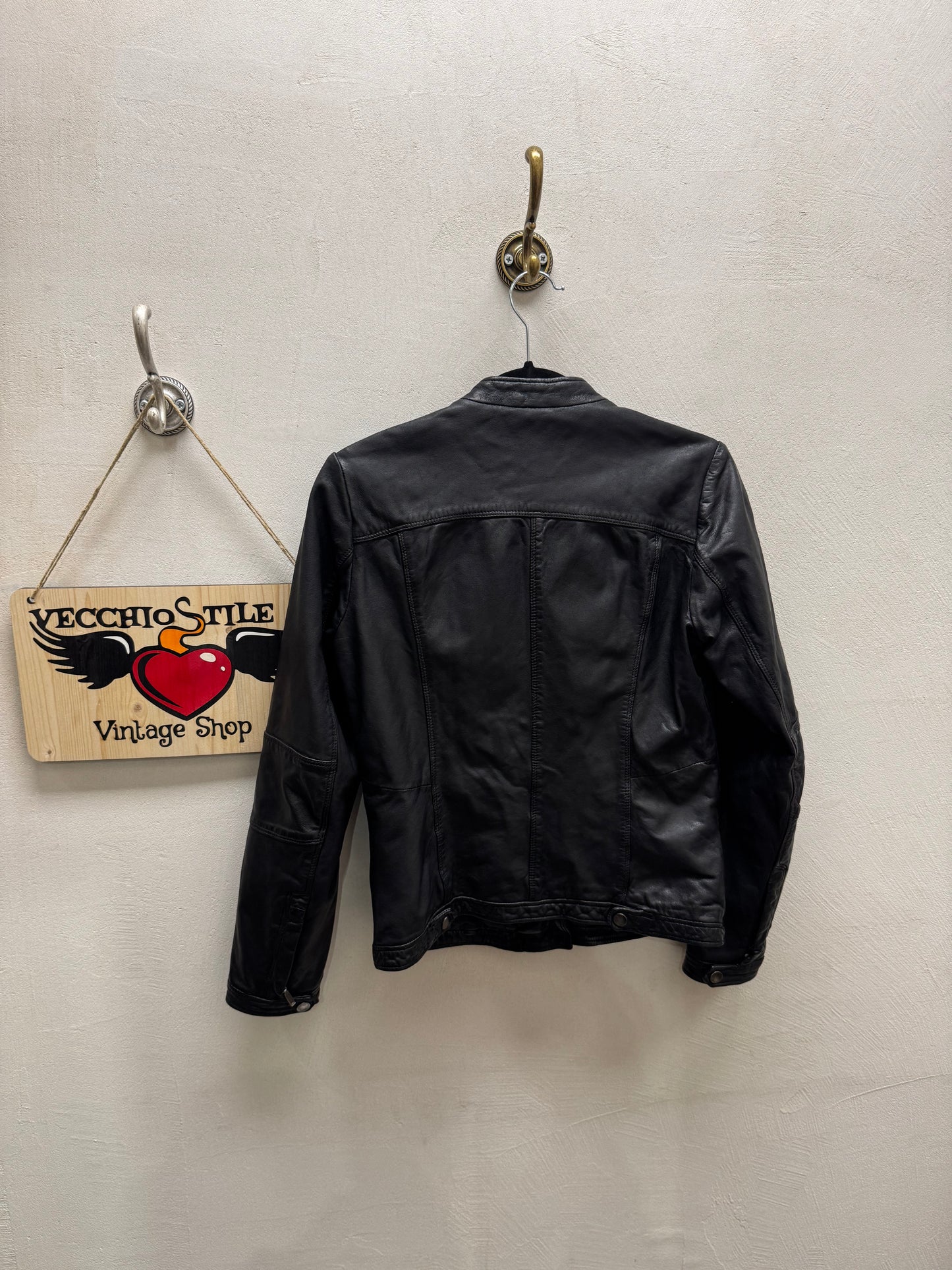 REAL LEATHER