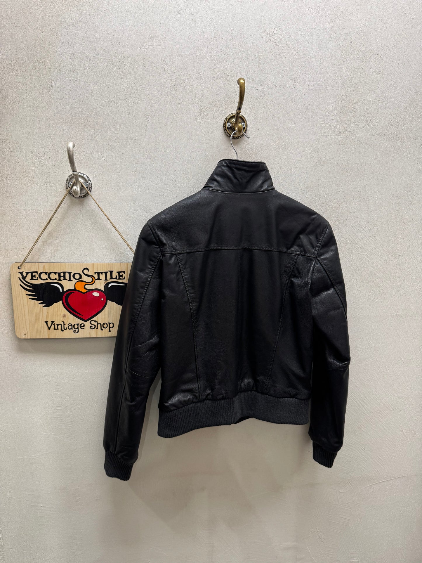 REAL LEATHER