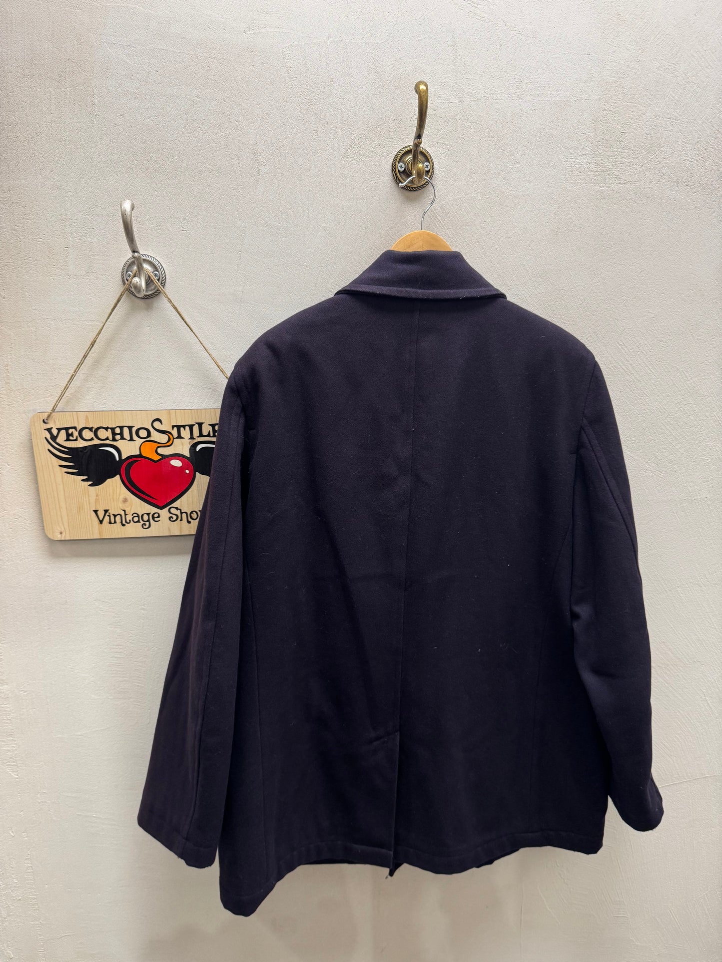 AQUASCUTUM OF LONDON