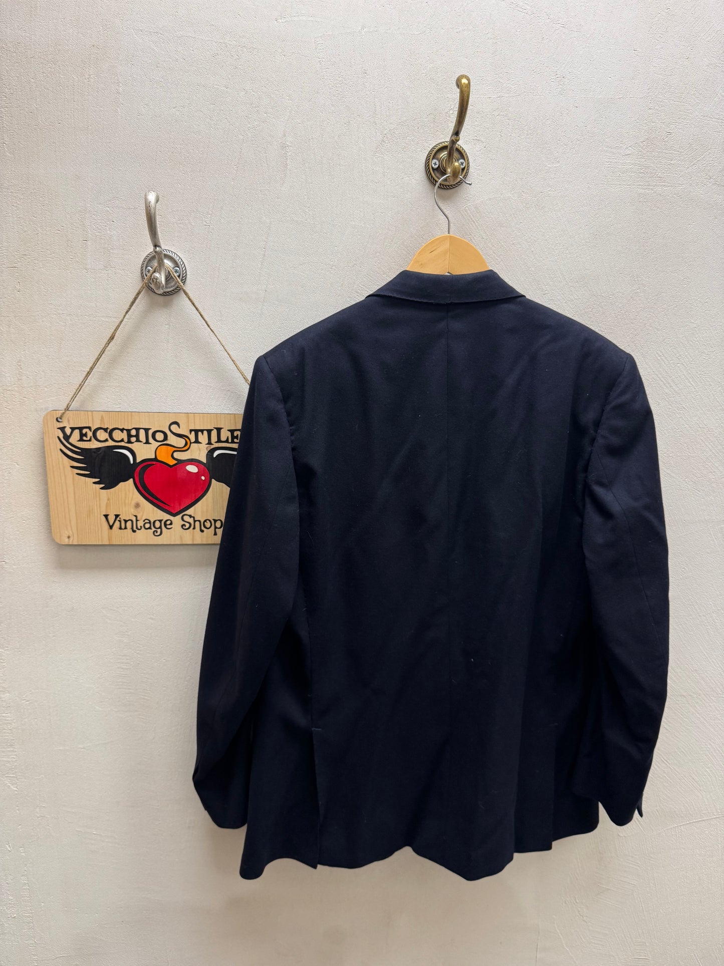 AQUASCUTUM OF LONDON