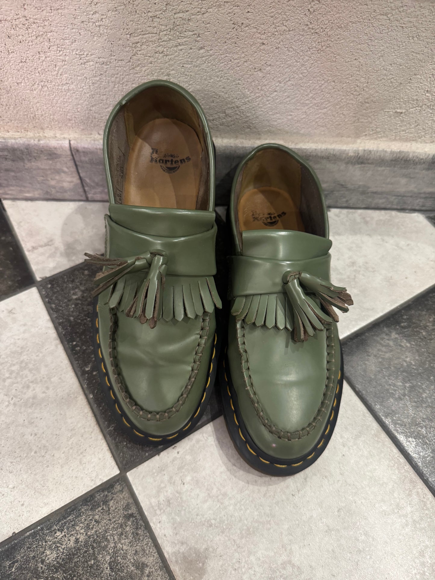 DR MARTENS ADRIAN