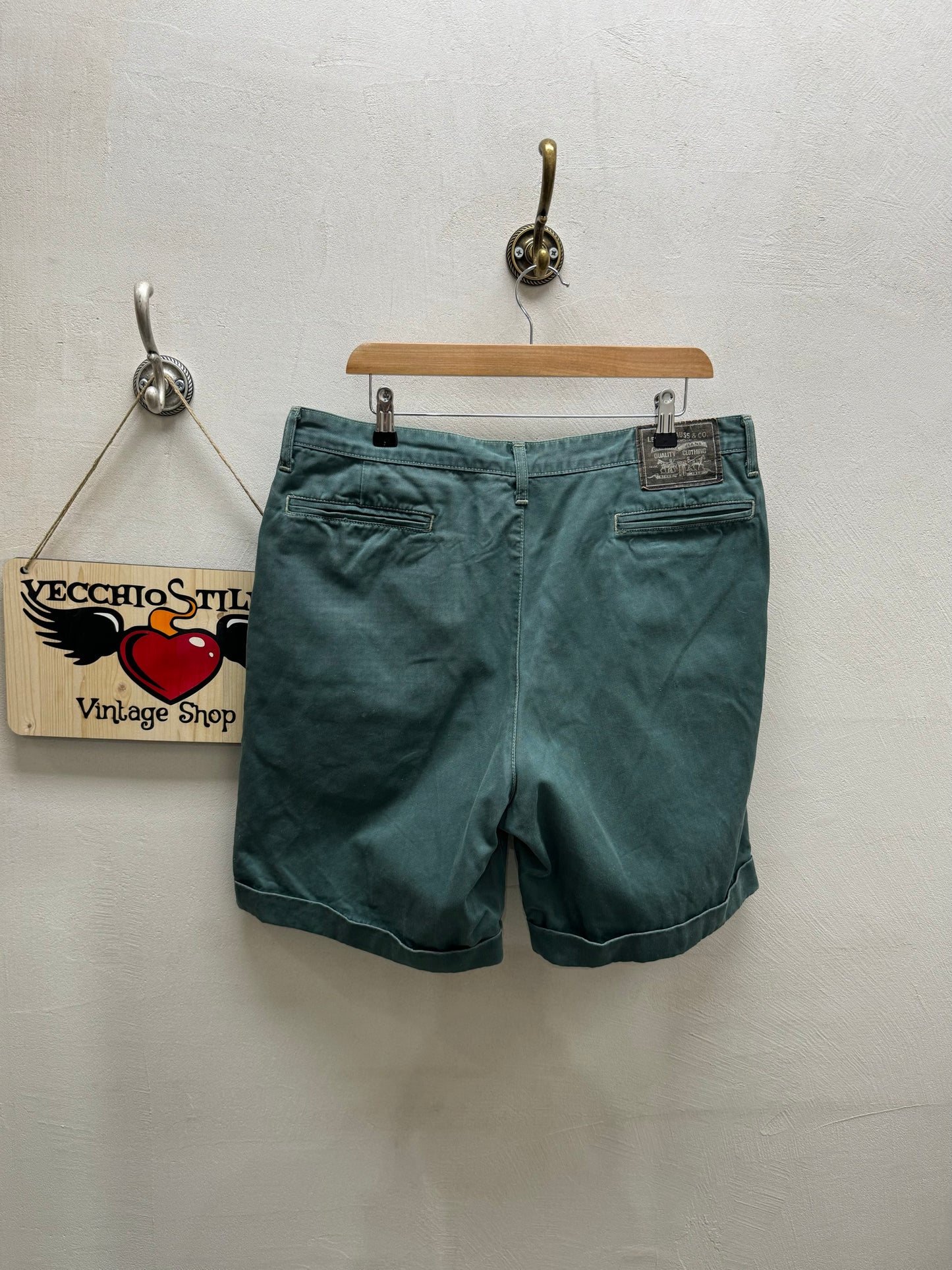 LEVI’S