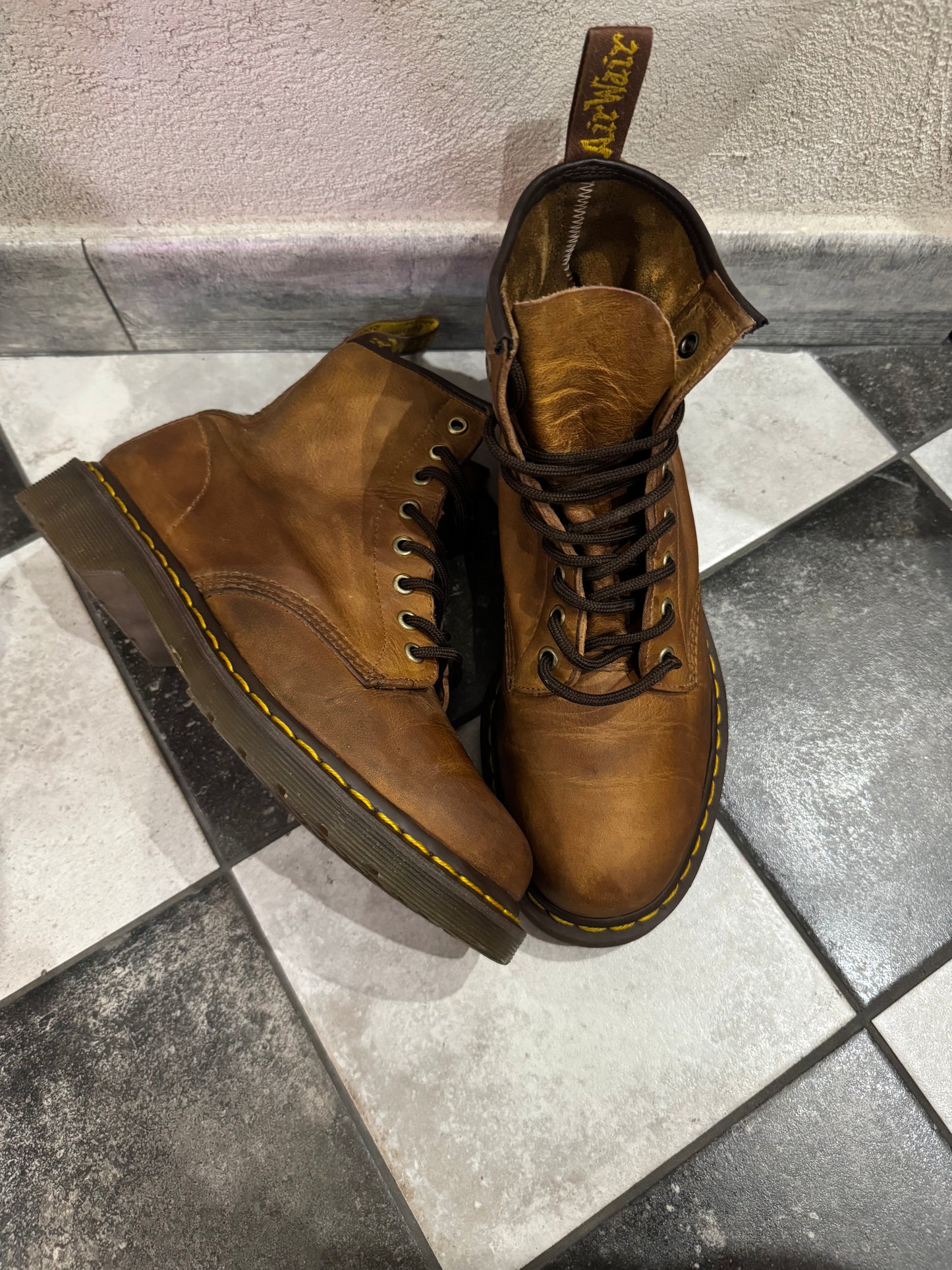 DR MARTENS 1460