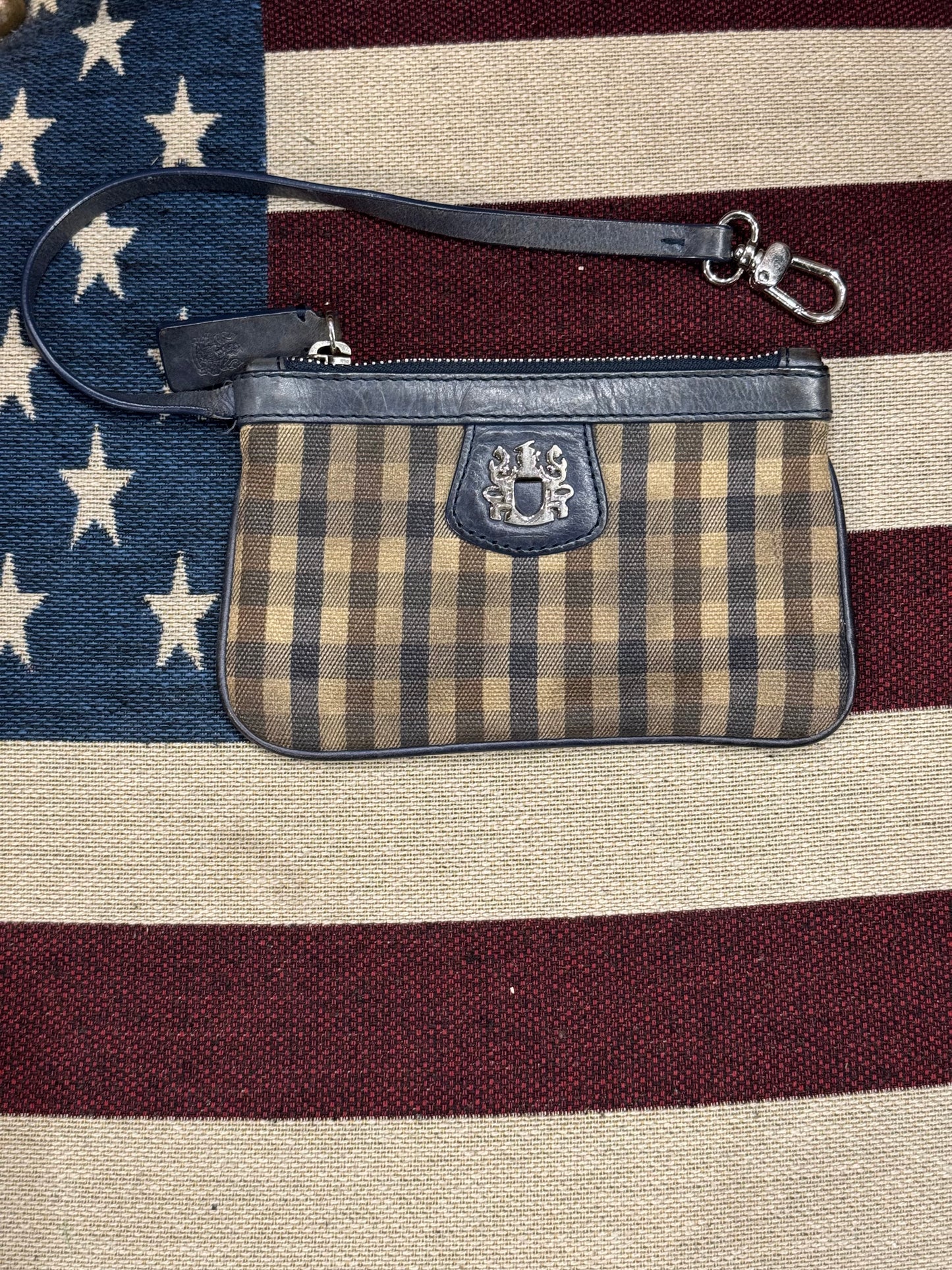 AQUASCUTUM OF LONDON