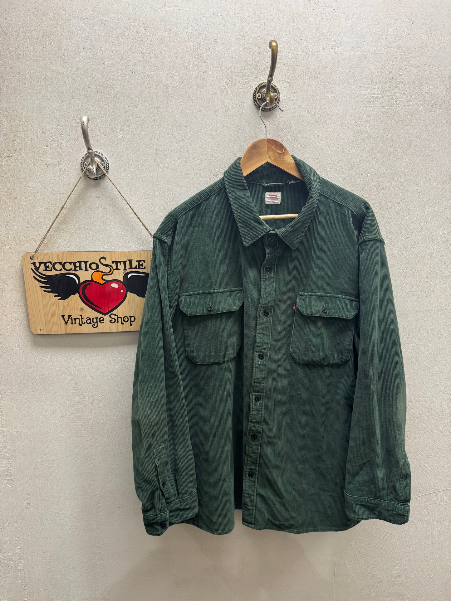 LEVI’S