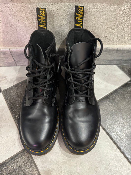 DR MARTENS 101
