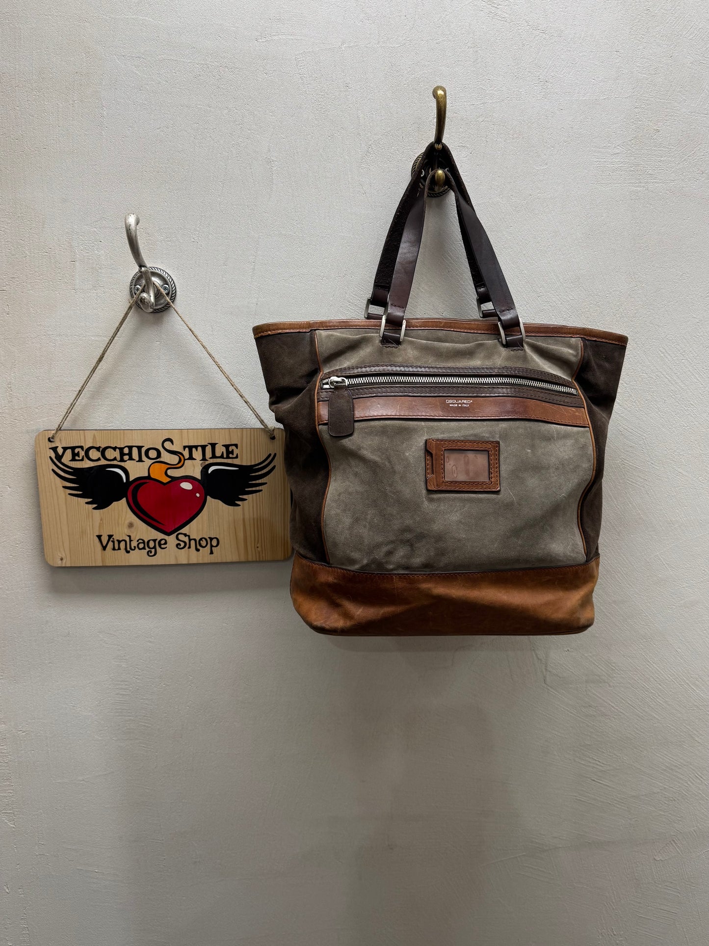 DSQUARED2