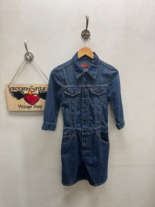 LEVI’S RED TAB