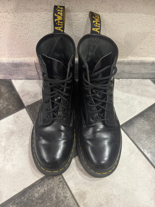 DR MARTENS 11822