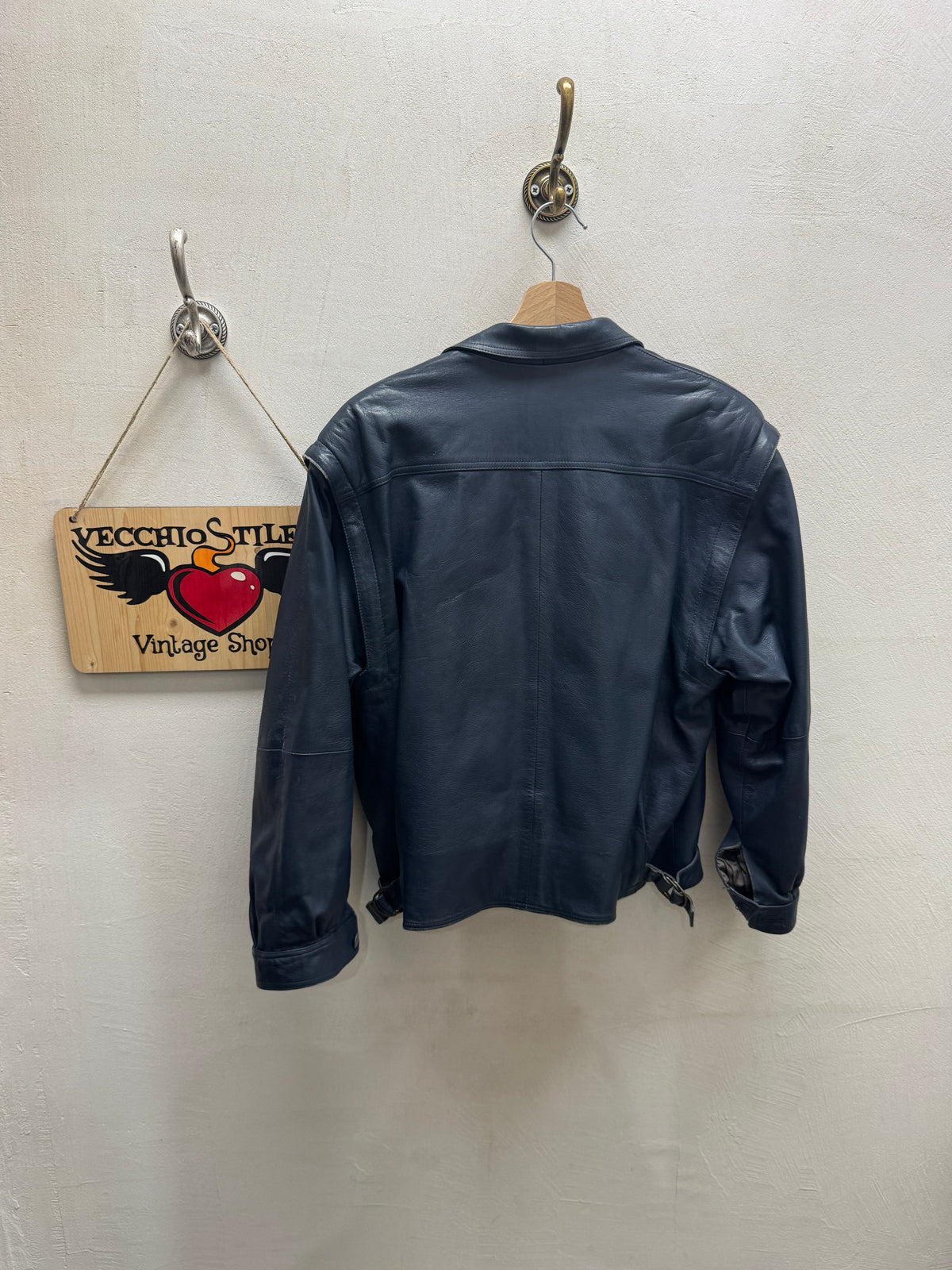REAL LEATHER