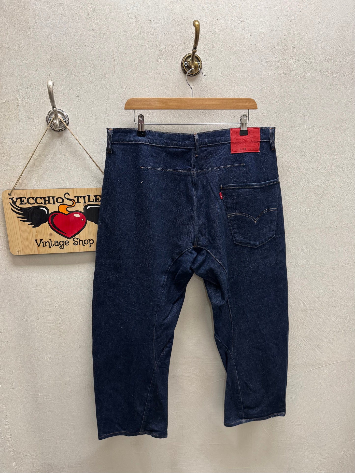 LEVI’S 570