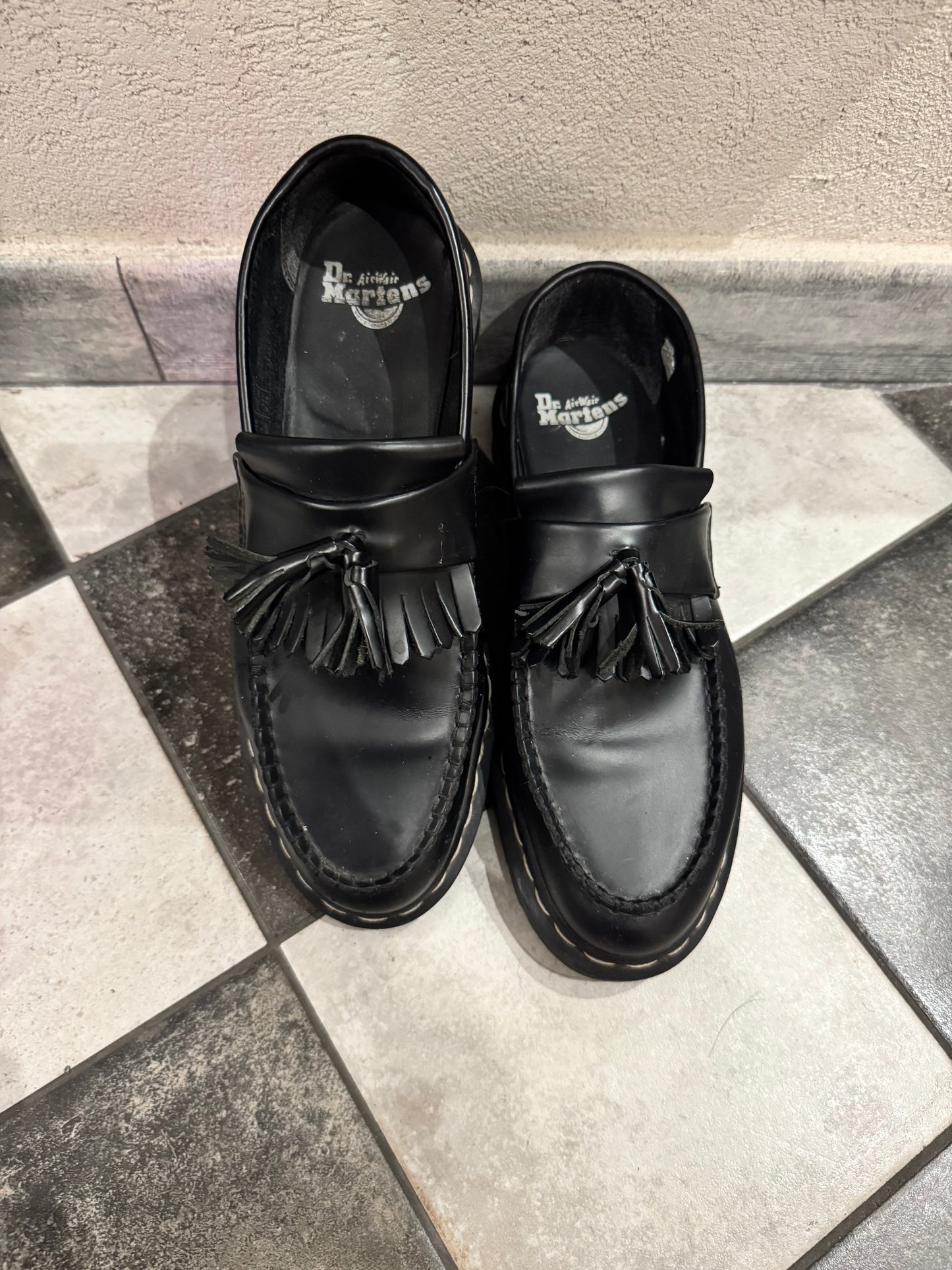 DR MARTENS ADRIAN