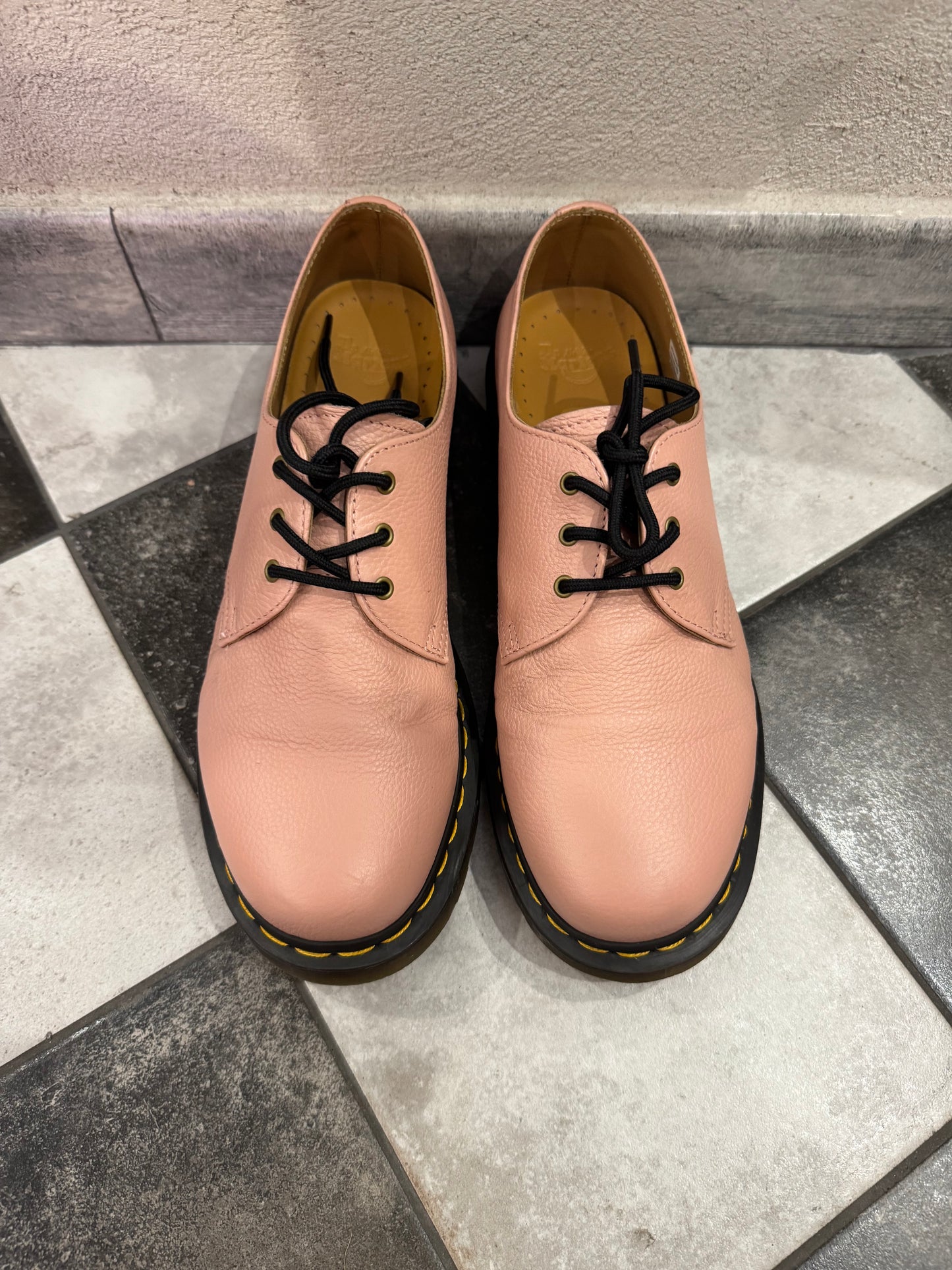 DR MARTENS 24256