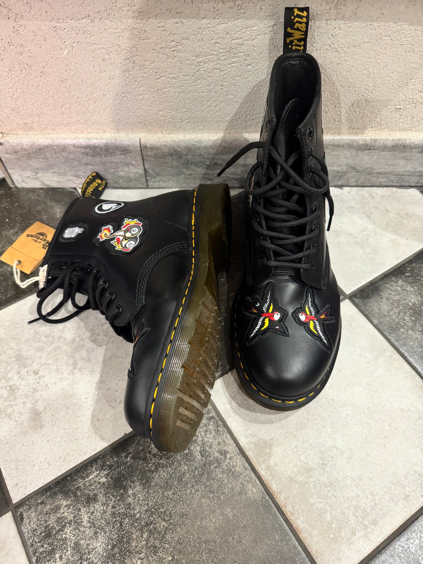 DR MARTENS 1460 PATCH