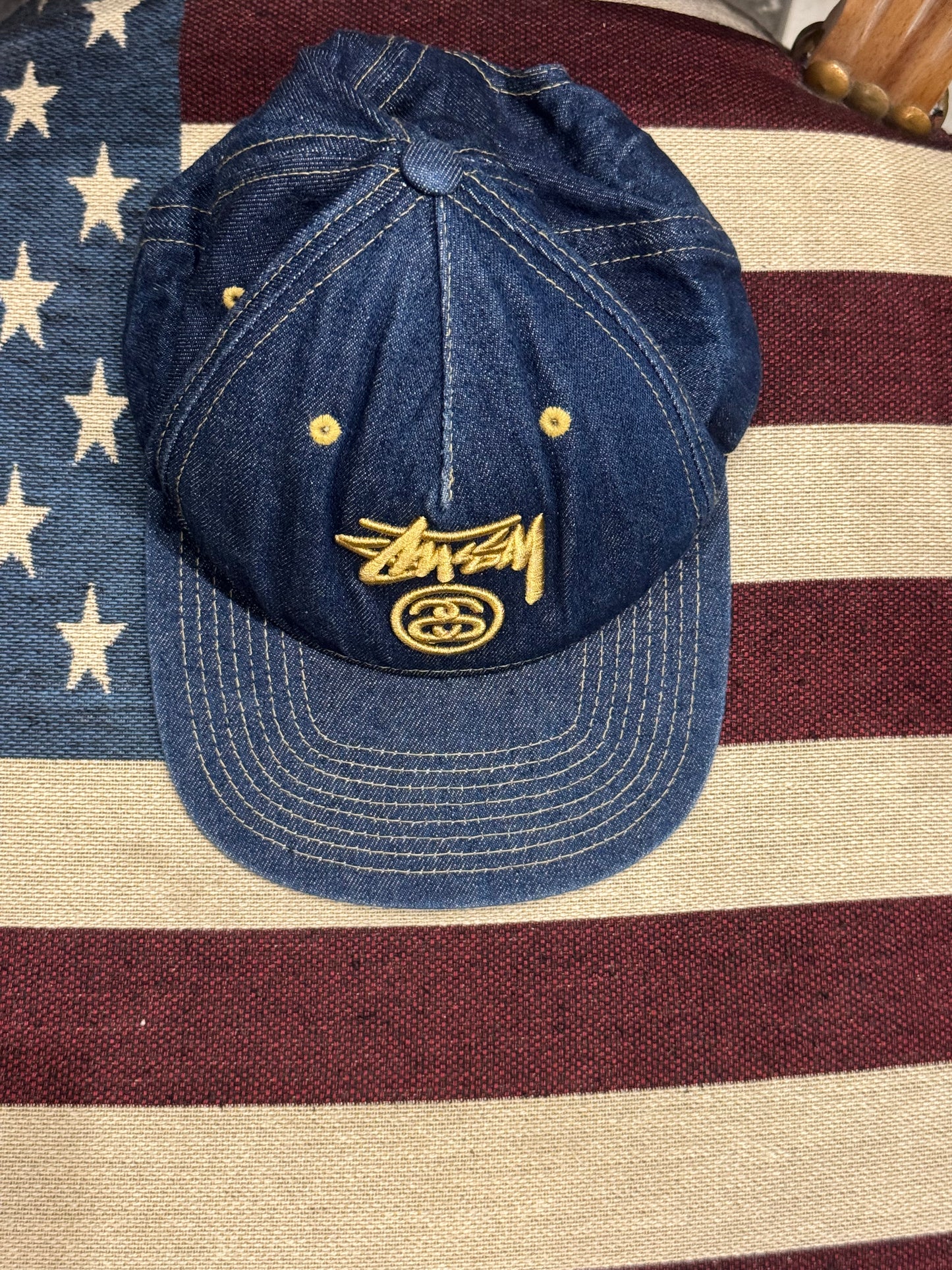STUSSY