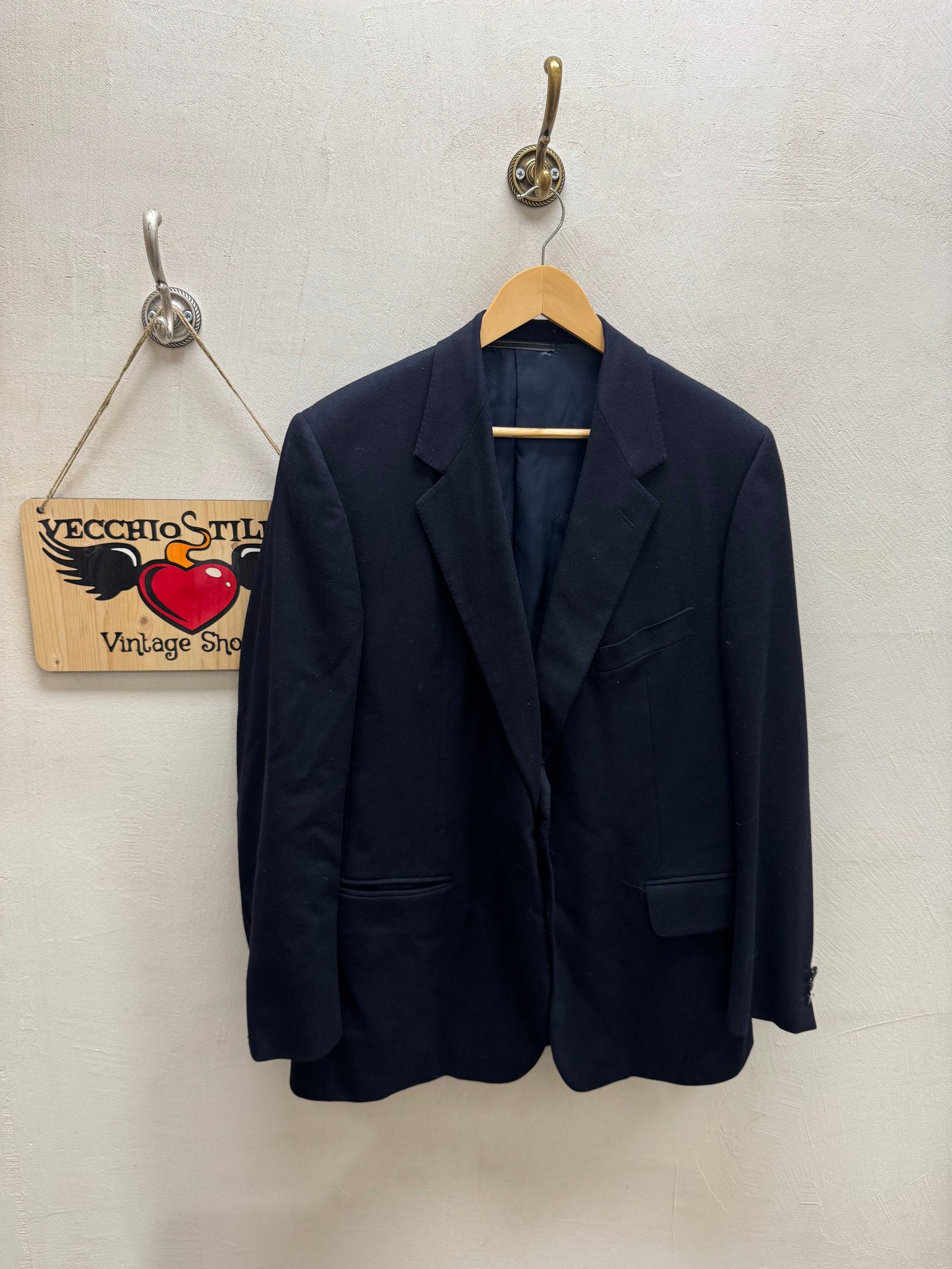 AQUASCUTUM OF LONDON