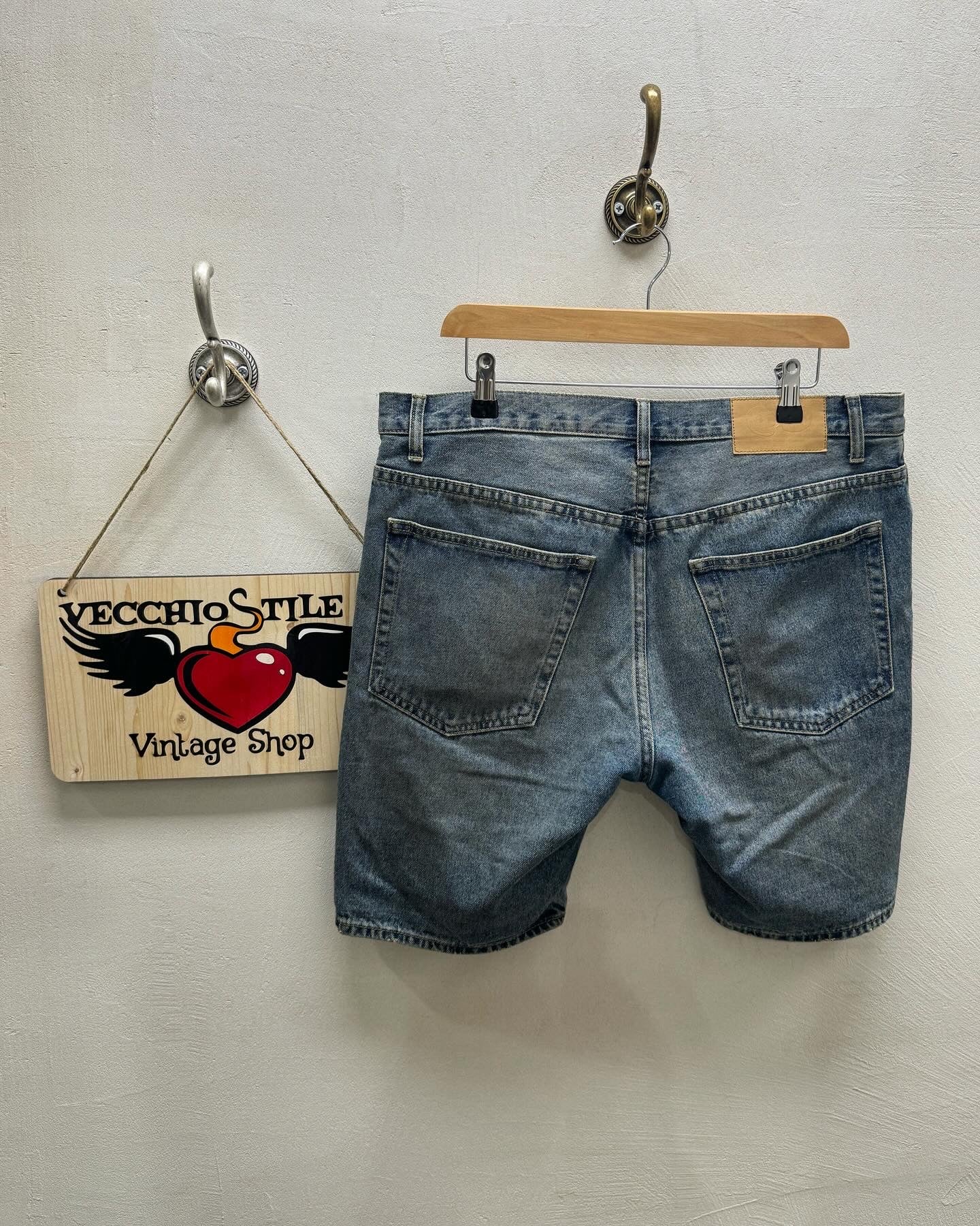 CHEAP MONDAY