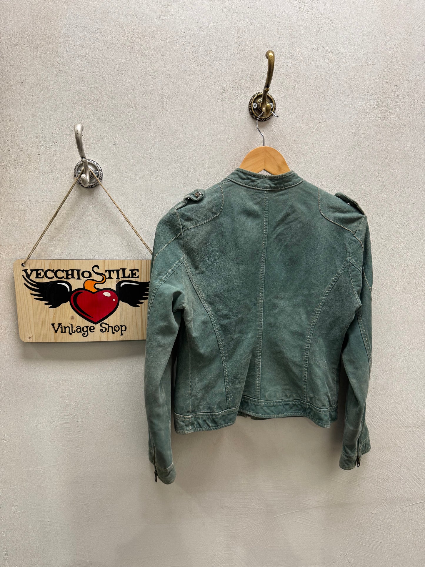 REAL LEATHER