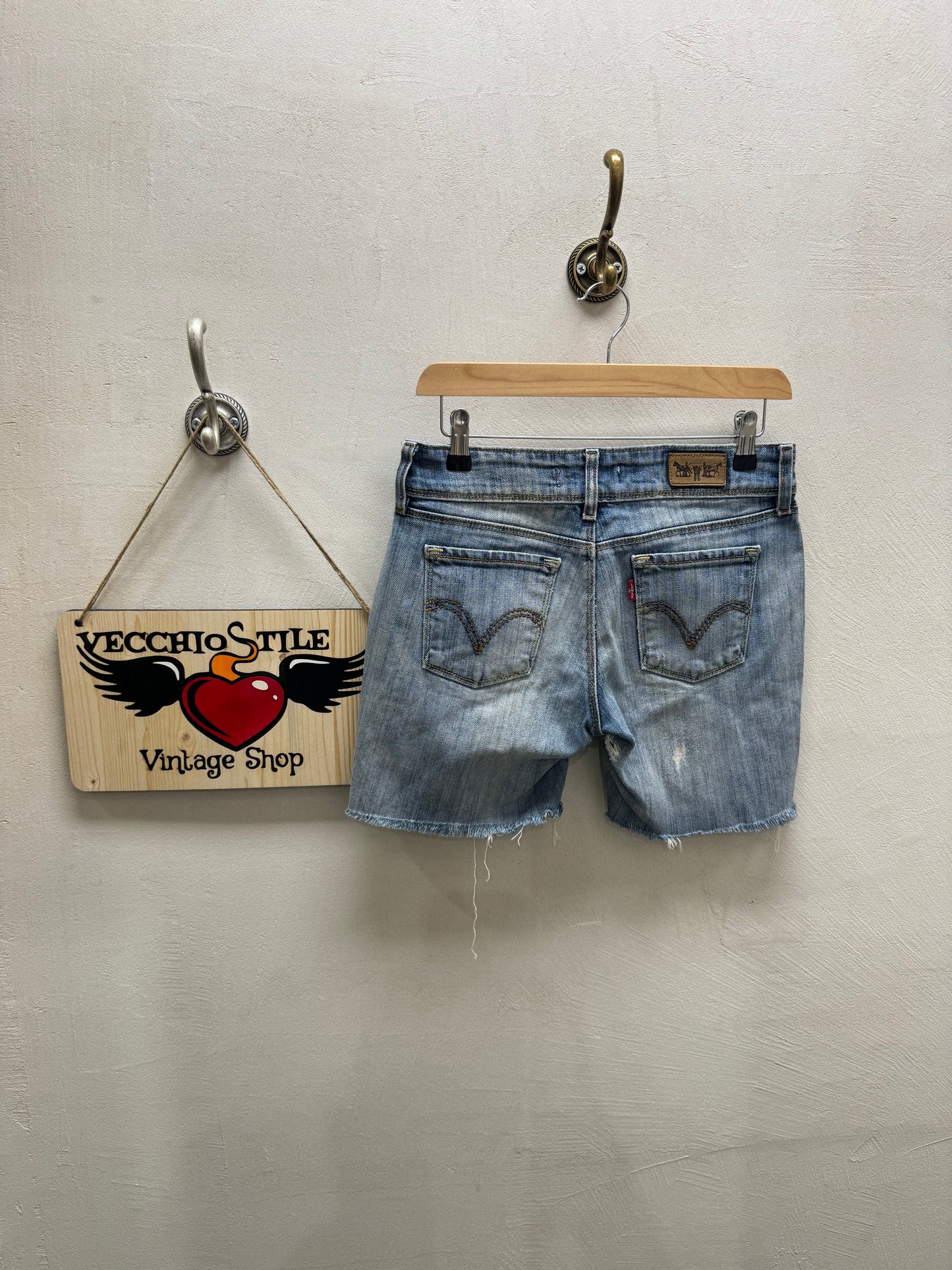 LEVI’S 571