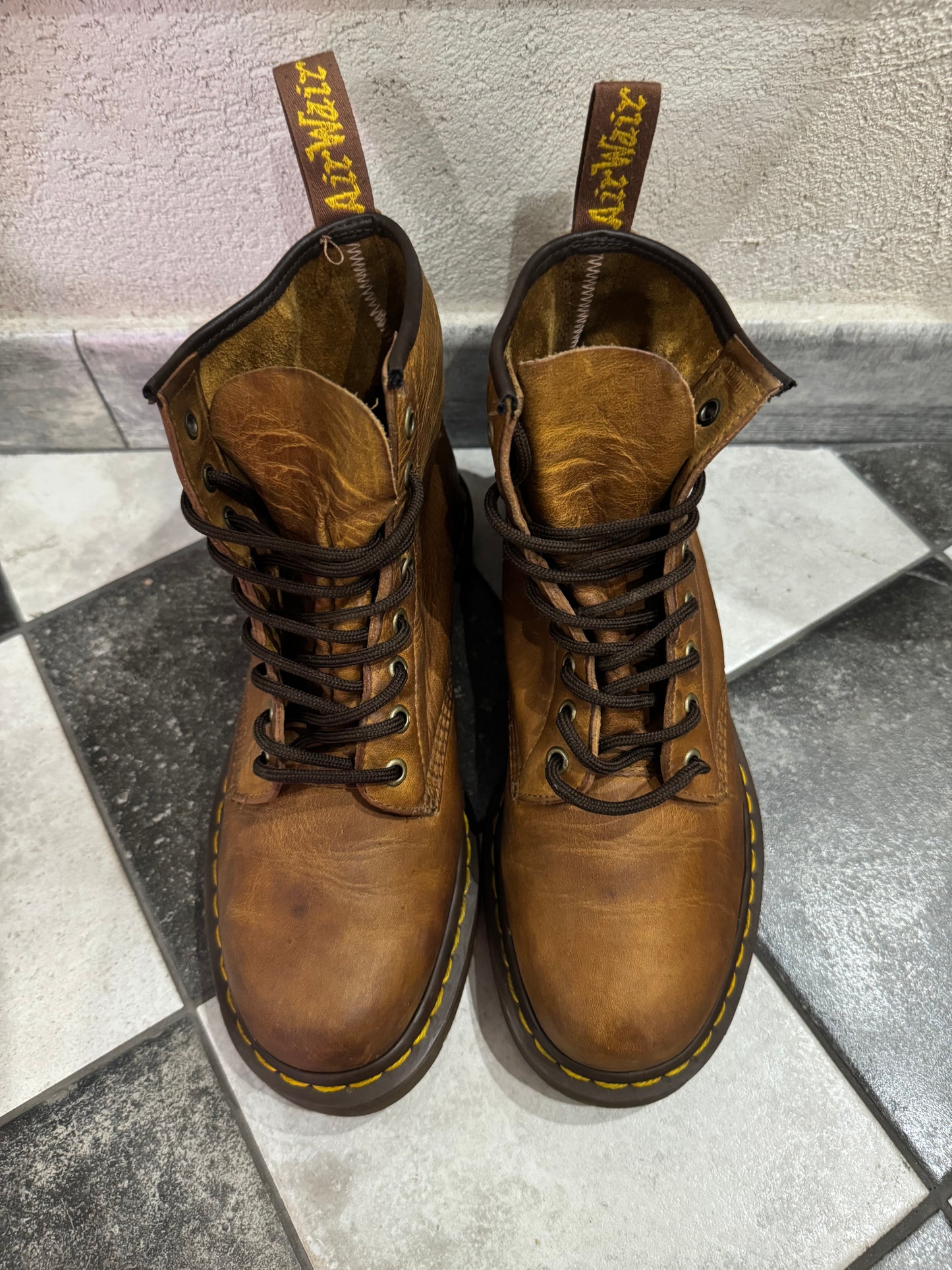 DR MARTENS 1460