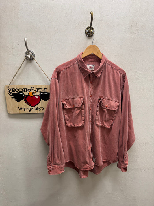 LEVI’S