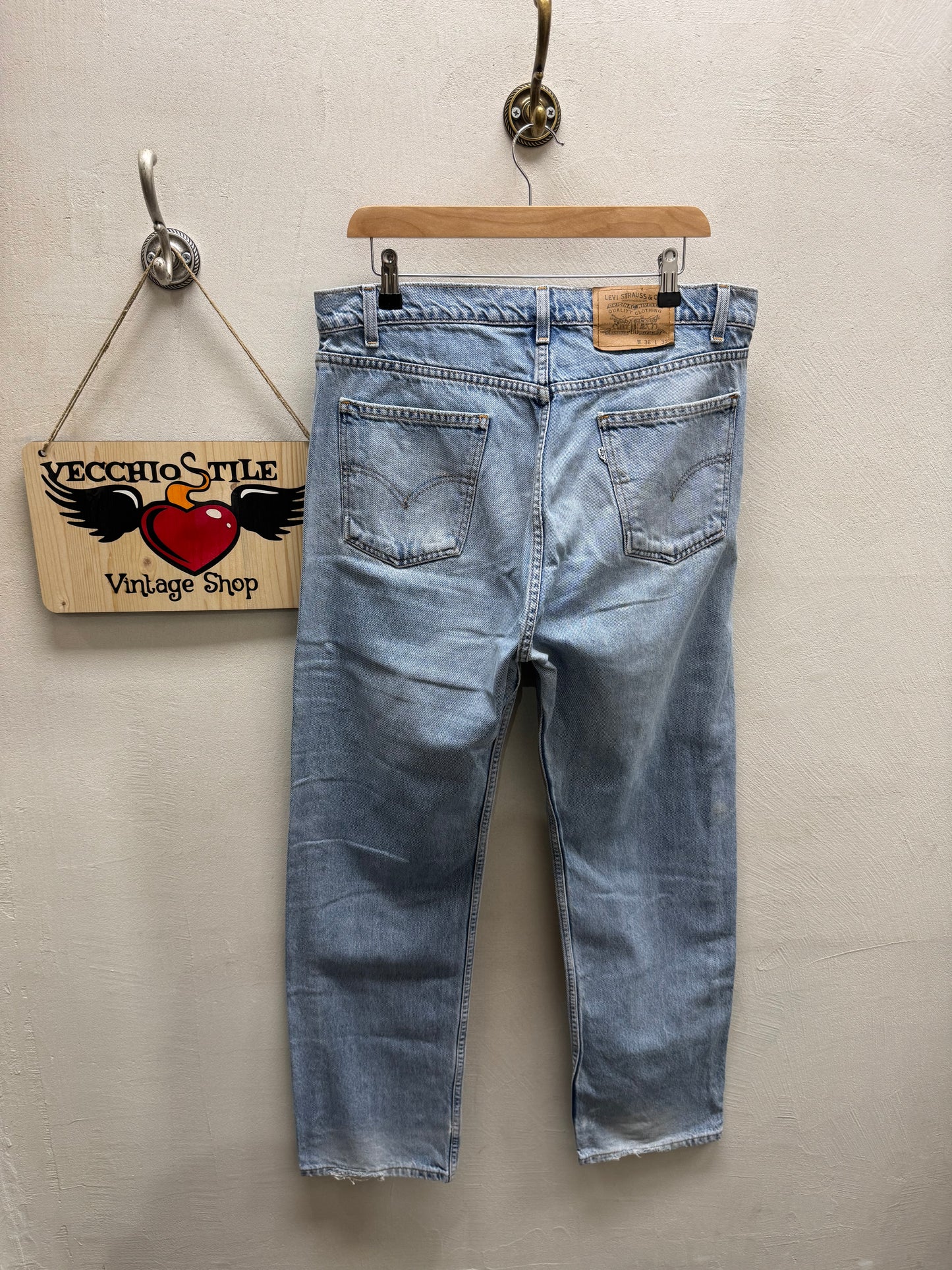 LEVI’S 512