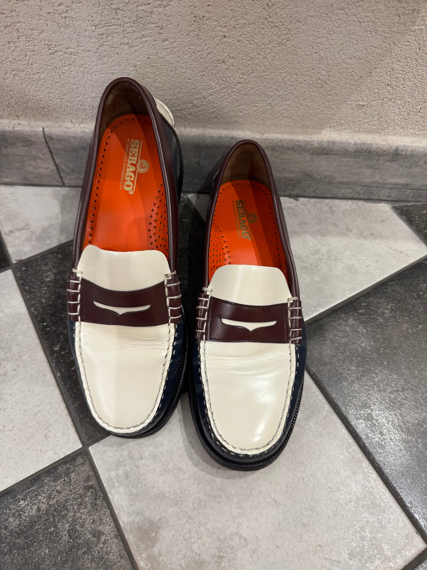SEBAGO DAN