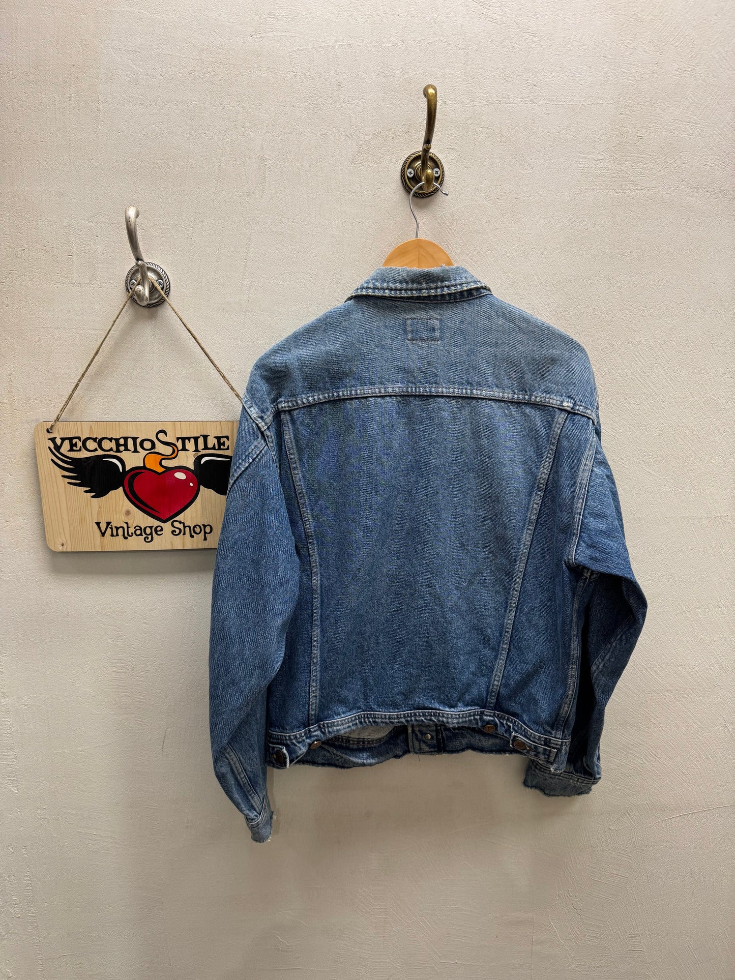 VALENTINO