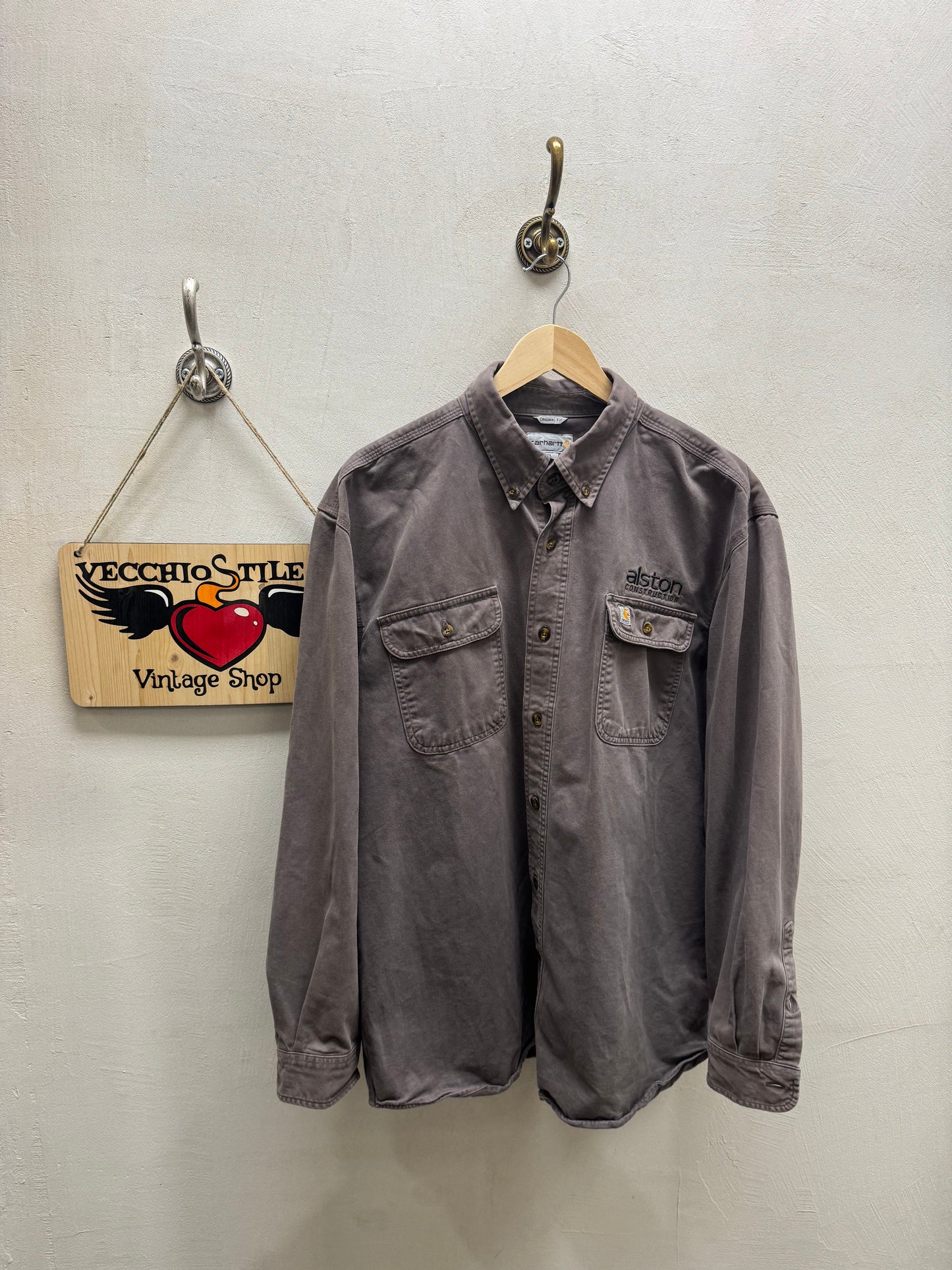 CARHARTT WORKER