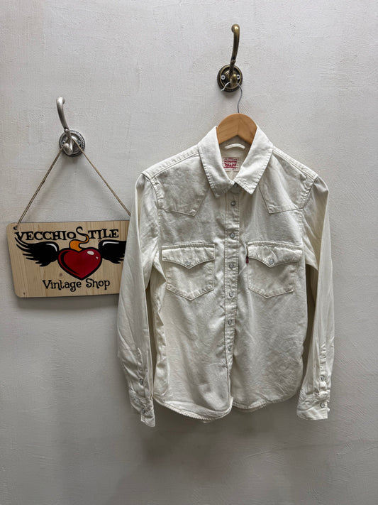 LEVI’S