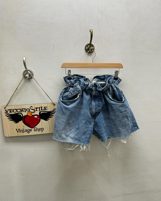 LEVI’S