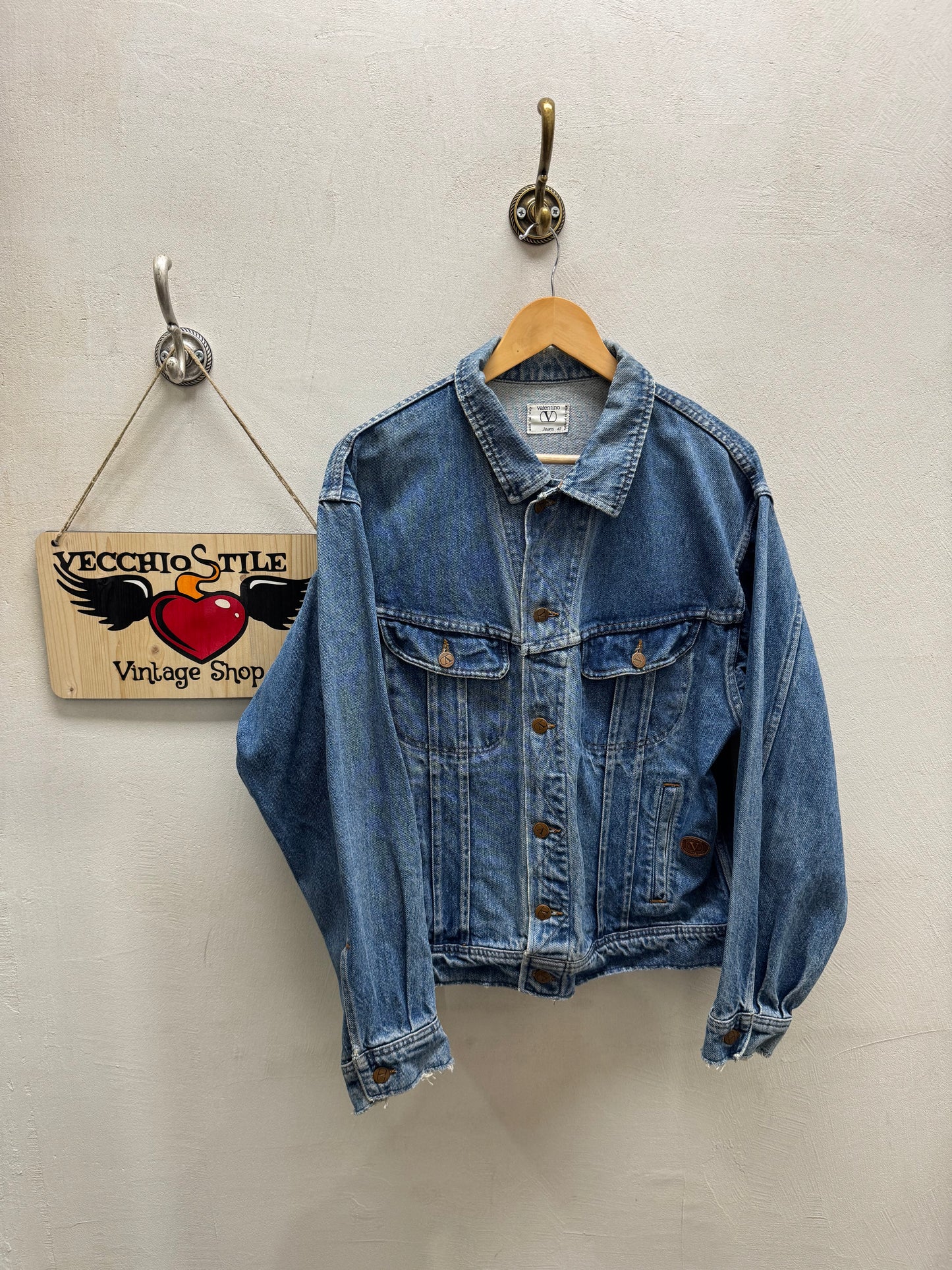 VALENTINO
