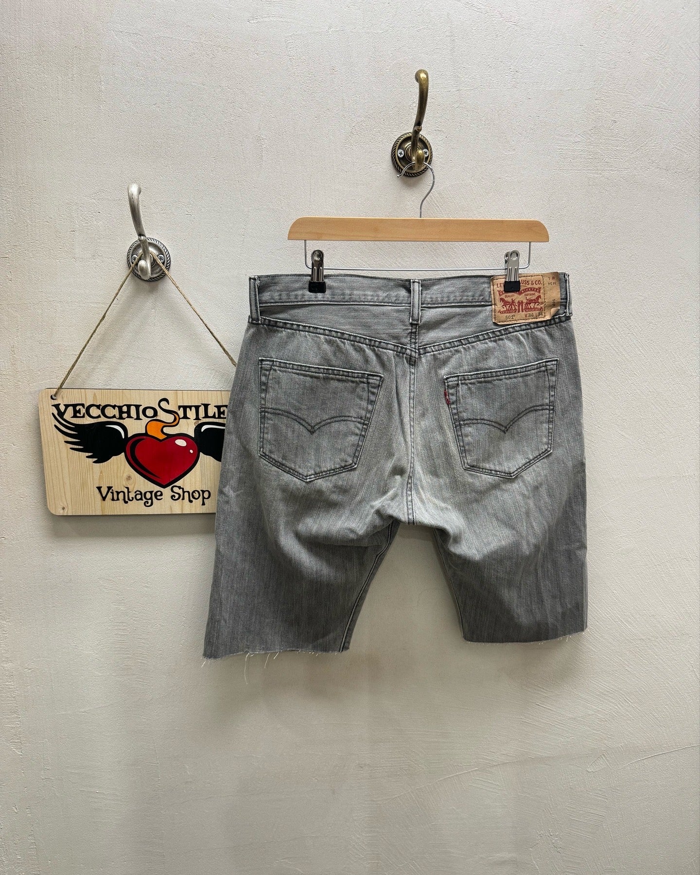 LEVI’S