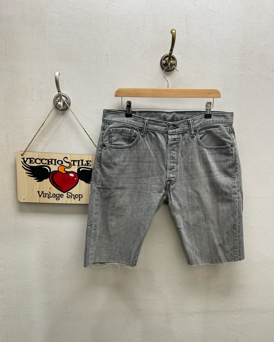 LEVI’S