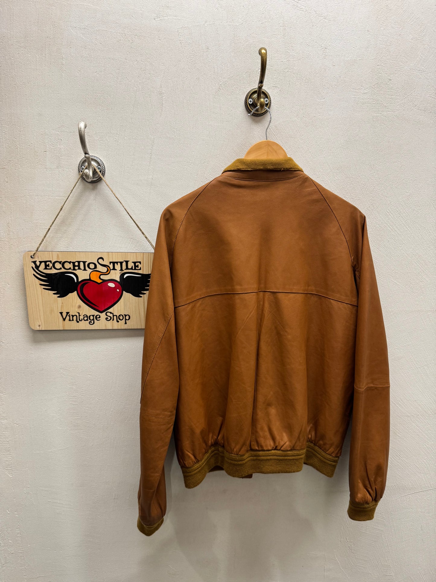 REAL LEATHER