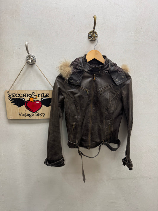 REAL LEATHER